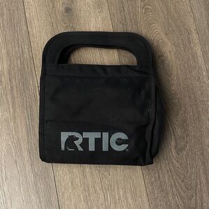 Black RTIC lunch Bag NWOT